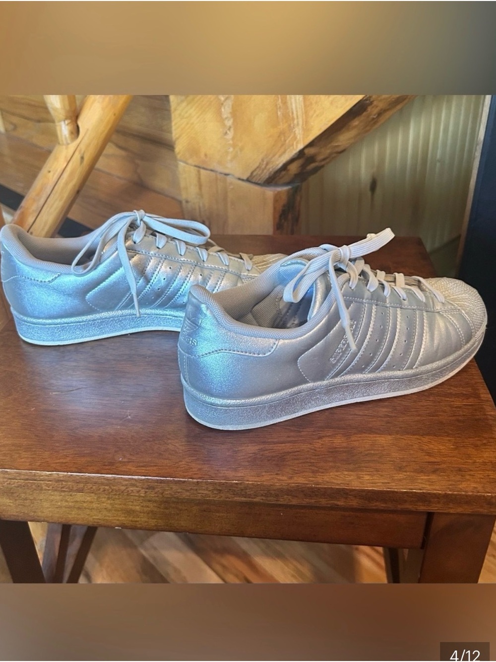 *REASONABLE OFFERS* “ADIDAS”  Metallic Superstar Silver Low-Top Sneakers 🩶